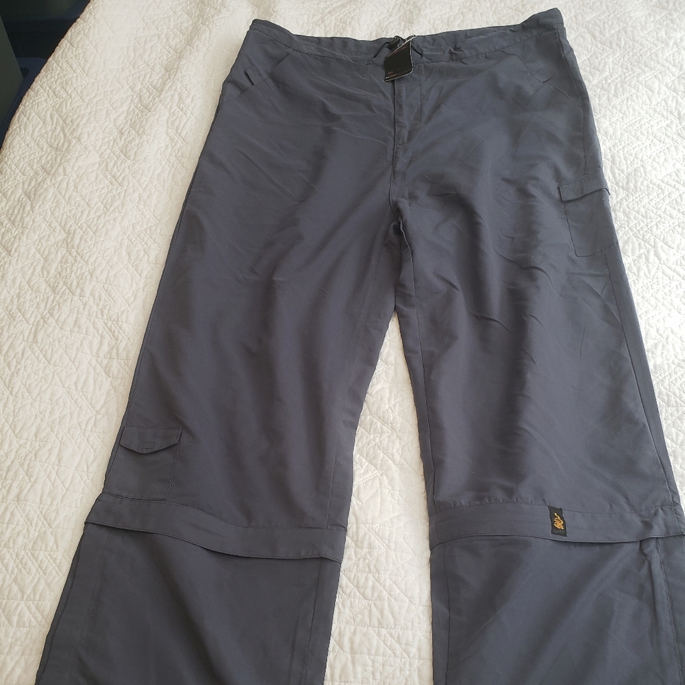 Gray convertible pants, XXL